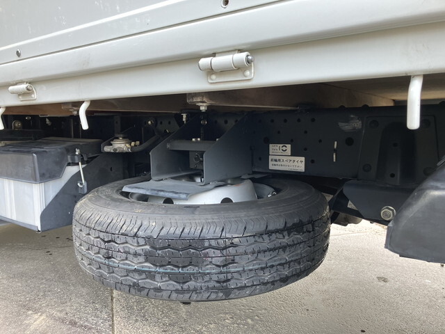 日産アトラス平ボディ小型（2t・3t）[写真12]