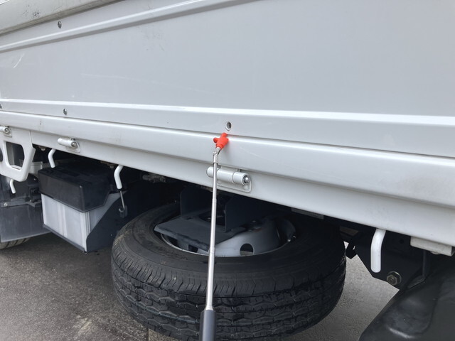 日産アトラス平ボディ小型（2t・3t）[写真25]