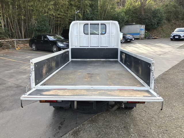 日産アトラス平ボディ小型（2t・3t）[写真08]