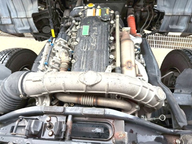 三菱ふそうファイターアルミウイング中型（4t）[写真21]