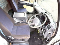 三菱ふそうファイターアルミウイング中型（4t）[写真25]