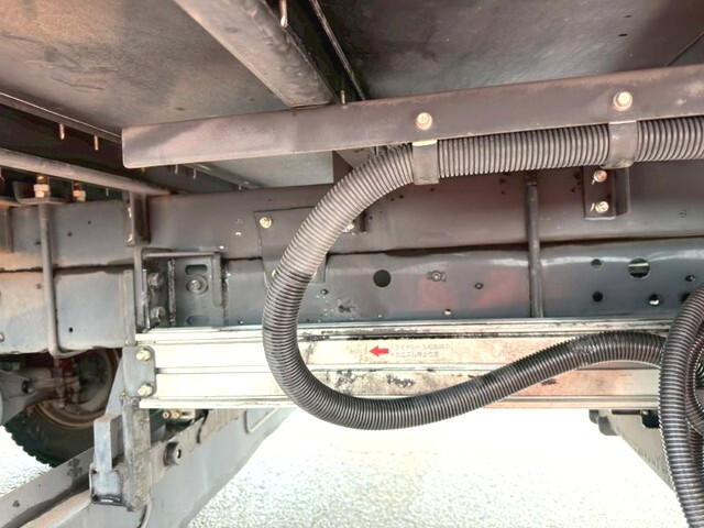 三菱ふそうファイターアルミバン中型（4t）[写真14]