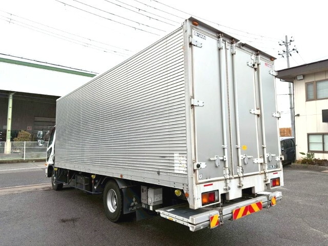三菱ふそうファイターアルミバン中型（4t）[写真02]