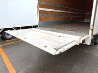 三菱ふそうファイターアルミバン中型（4t）[写真08]