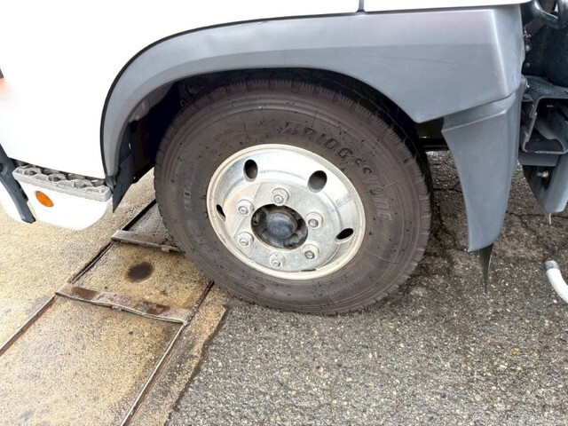 日野レンジャー冷凍車（冷蔵車）中型（4t）[写真17]