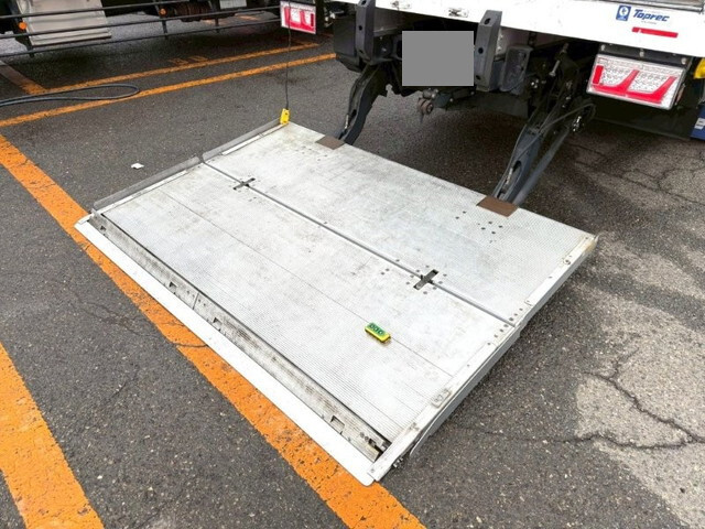 日野レンジャー冷凍車（冷蔵車）中型（4t）[写真06]