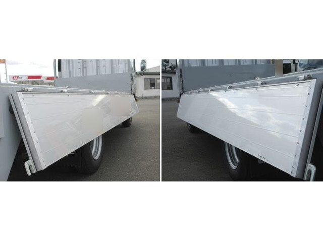 いすゞエルフアルミブロック小型（2t・3t）[写真14]