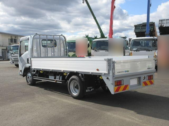 いすゞエルフアルミブロック小型（2t・3t）[写真02]