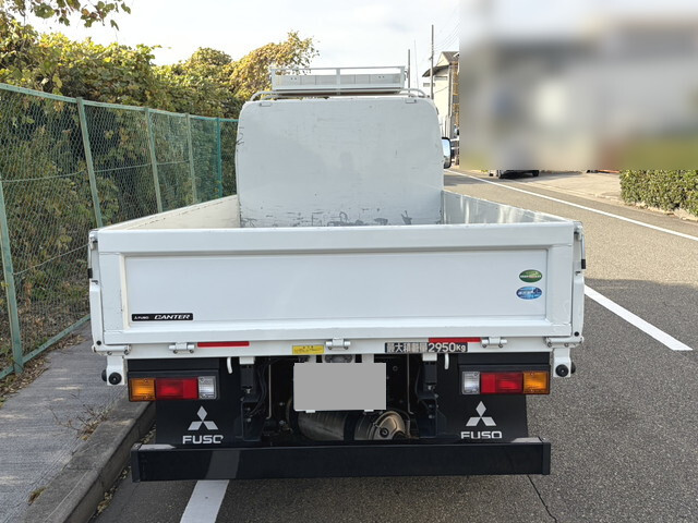 三菱ふそうキャンター平ボディ小型（2t・3t）[写真03]