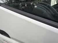 三菱ふそうキャンター平ボディ小型（2t・3t）[写真35]