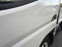 三菱ふそうキャンター平ボディ小型（2t・3t）[写真37]