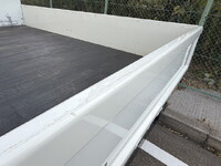 三菱ふそうキャンター平ボディ小型（2t・3t）[写真40]