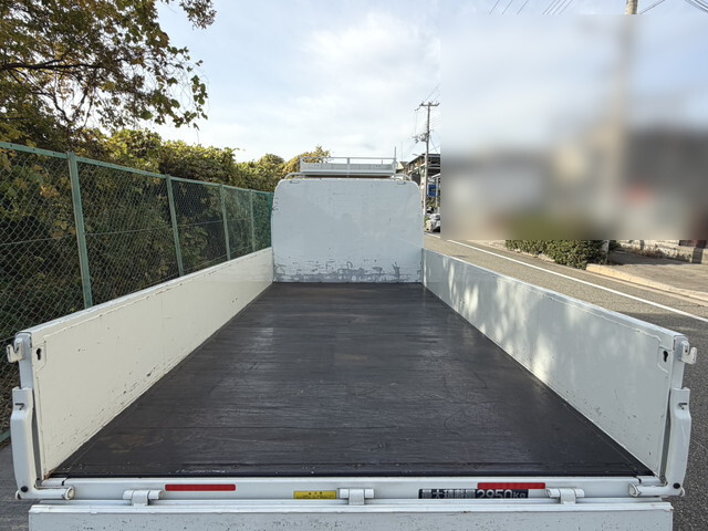 三菱ふそうキャンター平ボディ小型（2t・3t）[写真05]