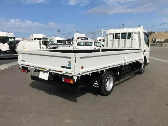 三菱ふそうキャンター平ボディ小型（2t・3t）[写真02]