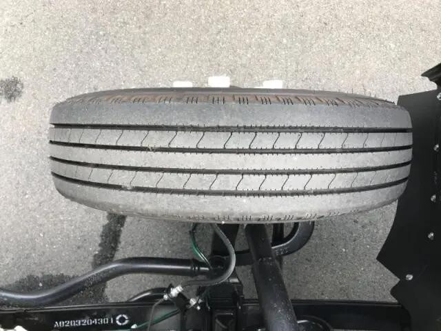 三菱ふそうキャンター平ボディ小型（2t・3t）[写真20]