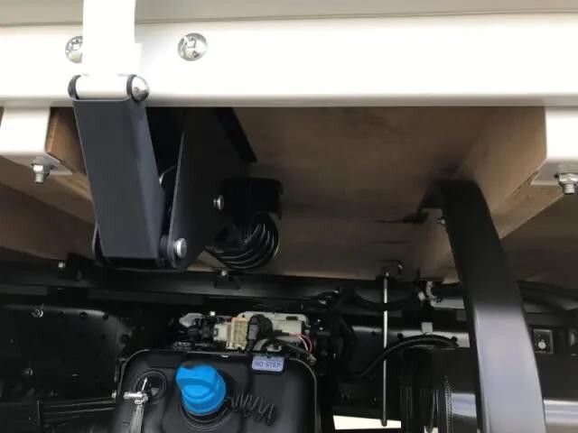 三菱ふそうキャンター平ボディ小型（2t・3t）[写真30]