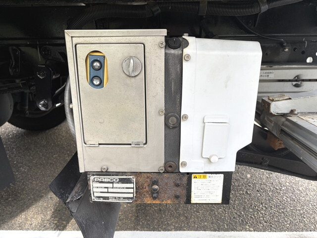 日野デュトロアルミウイング小型（2t・3t）[写真16]