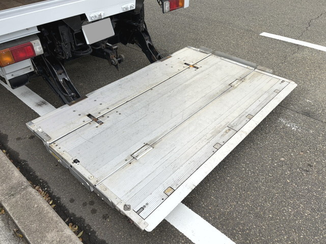 日野デュトロアルミウイング小型（2t・3t）[写真17]