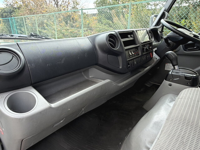 日野デュトロアルミウイング小型（2t・3t）[写真32]