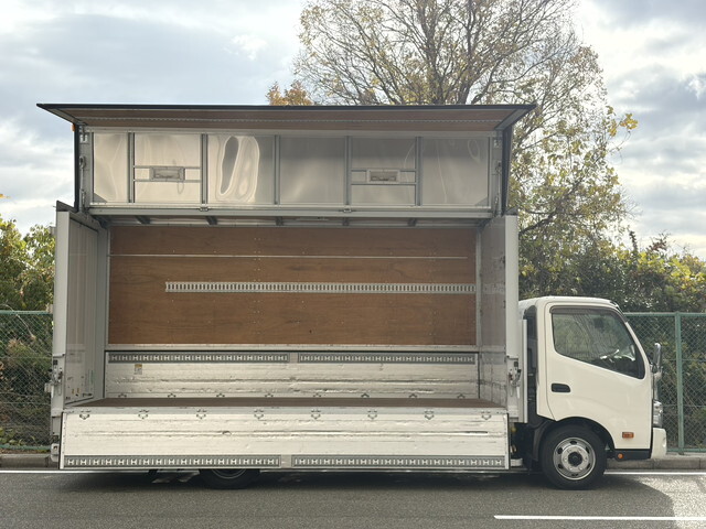 日野デュトロアルミウイング小型（2t・3t）[写真08]