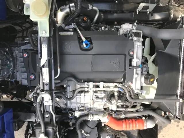 三菱ふそうキャンタークレーン5段小型（2t・3t）[写真16]