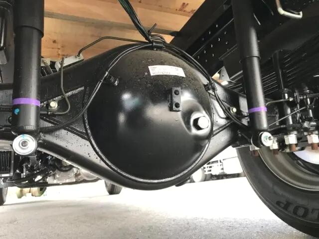 三菱ふそうキャンタークレーン5段小型（2t・3t）[写真24]