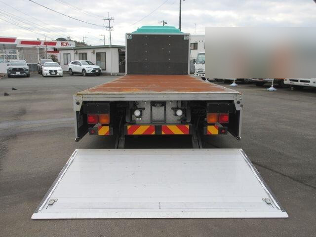 いすゞフォワードアルミブロック中型（4t）[写真14]