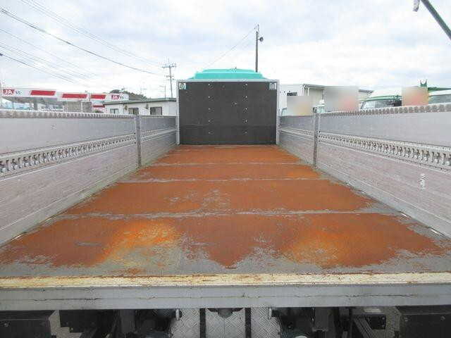 いすゞフォワードアルミブロック中型（4t）[写真08]