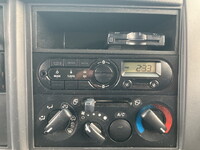 いすゞエルフ冷凍車（冷蔵車）小型（2t・3t）[写真38]