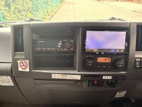 いすゞフォワードアルミウイング中型（4t）[写真14]