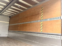 いすゞフォワードアルミウイング中型（4t）[写真21]