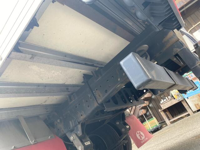 いすゞエルフパネルバン小型（2t・3t）[写真14]