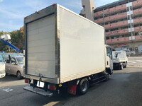 いすゞエルフパネルバン小型（2t・3t）[写真02]