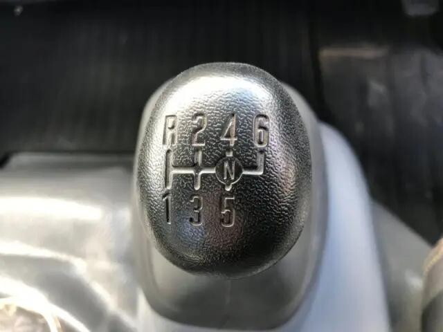 いすゞエルフ平ボディ小型（2t・3t）[写真10]