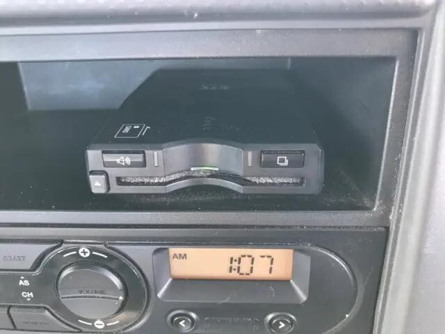 いすゞエルフ平ボディ小型（2t・3t）[写真12]