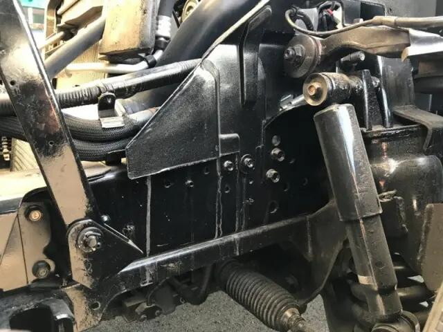 いすゞエルフ平ボディ小型（2t・3t）[写真22]