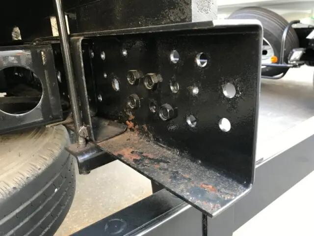 いすゞエルフ平ボディ小型（2t・3t）[写真31]