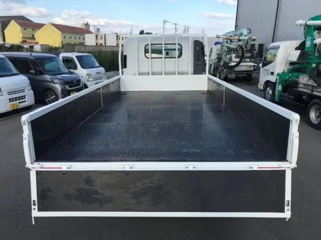 いすゞエルフ平ボディ小型（2t・3t）[写真05]