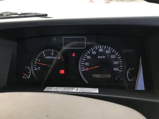 いすゞエルフ平ボディ小型（2t・3t）[写真08]