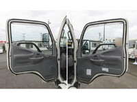 日野デュトロパッカー車（塵芥車）小型（2t・3t）[写真34]