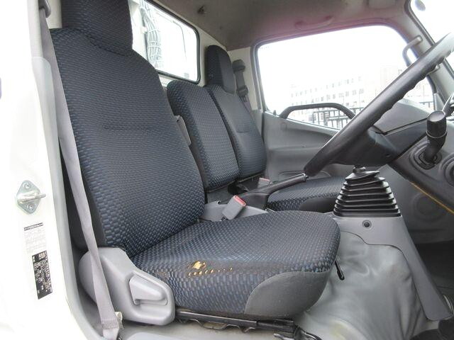 日野デュトロパッカー車（塵芥車）小型（2t・3t）[写真36]