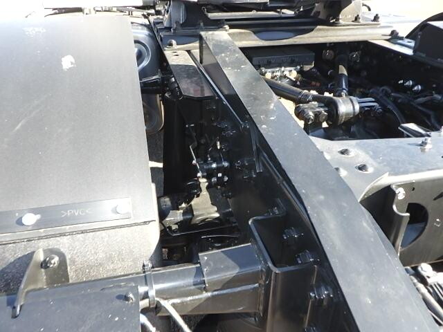 三菱ふそうスーパーグレートトレーラーヘッド（トラクターヘッド）大型（10t）[写真12]