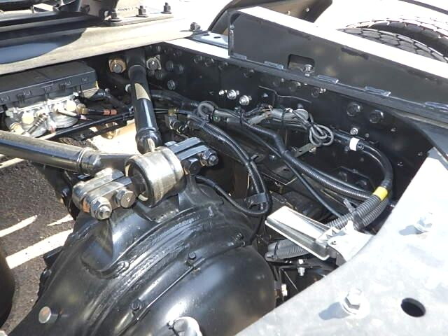 三菱ふそうスーパーグレートトレーラーヘッド（トラクターヘッド）大型（10t）[写真13]