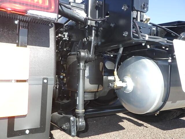 三菱ふそうスーパーグレートトレーラーヘッド（トラクターヘッド）大型（10t）[写真20]