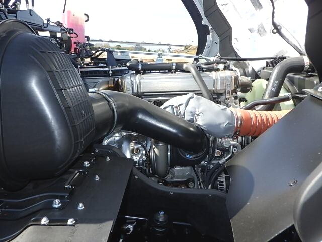 三菱ふそうスーパーグレートトレーラーヘッド（トラクターヘッド）大型（10t）[写真26]