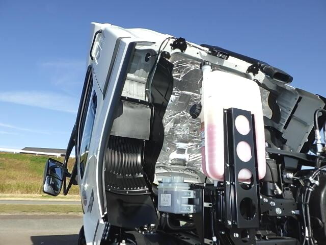 三菱ふそうスーパーグレートトレーラーヘッド（トラクターヘッド）大型（10t）[写真31]