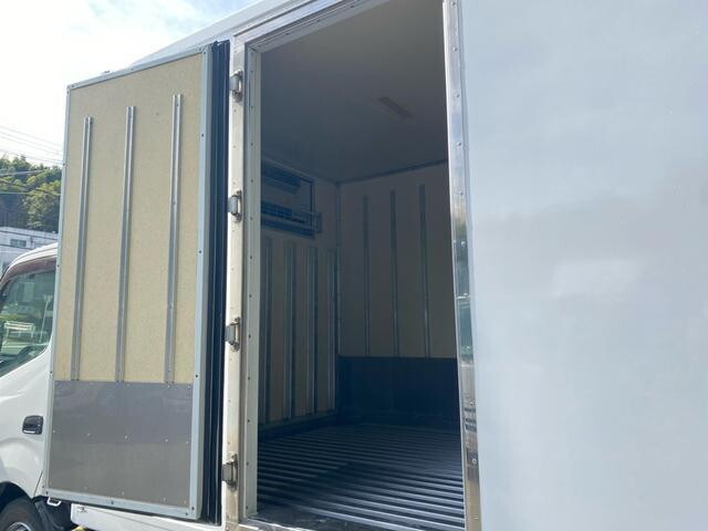 日野デュトロ冷凍車（冷蔵車）小型（2t・3t）[写真11]