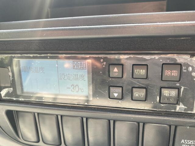 日野デュトロ冷凍車（冷蔵車）小型（2t・3t）[写真18]
