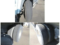 いすゞギガバルク車（粉粒体運搬車）大型（10t）[写真23]