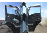 いすゞギガバルク車（粉粒体運搬車）大型（10t）[写真27]